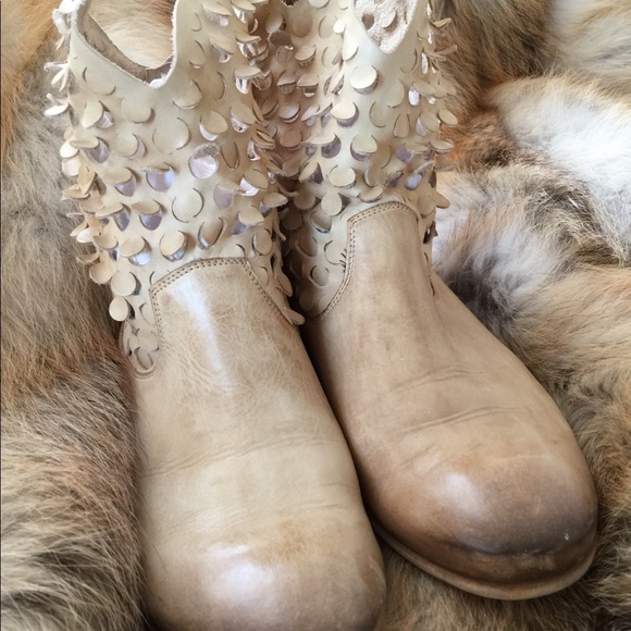 📌📌📌SOLD📌📌📌 ITALIAN SLOUCHED BOOTIES - Picture 2 of 7